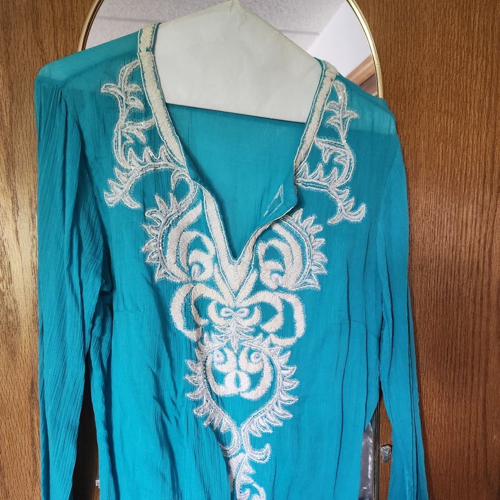 Cache tunic